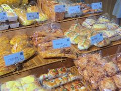 -顶东面包花园·生日蛋糕(世博店)