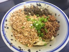 燃面-万三面馆(青龙正街太古里店)