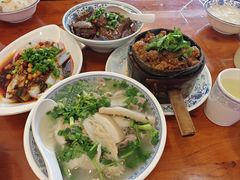 -杨三孃跷脚牛肉(西外棕榈岛店)