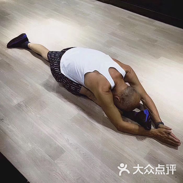 斯迈尔游泳健身俱乐部