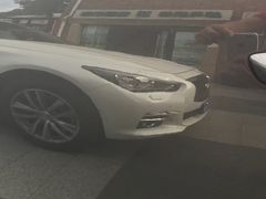-蜂鸟快修喷漆钣喷汽修旗舰工厂(军工路店)