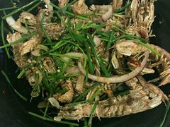 -虾弄弄海派小龙虾·牛羊蝎子火锅