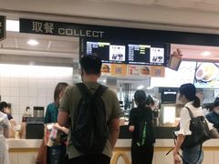 -麦当劳(轻轨曹杨路店)