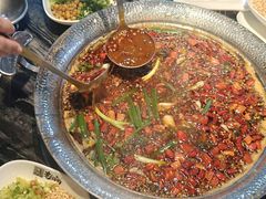 -老船舫·现做活鲜鱼馆(东郊记忆店)