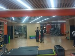 -CXFIT 陈徐健身工作室(凯旋店)