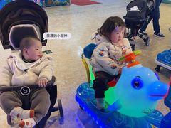 -多彩贵州城极地海洋世界