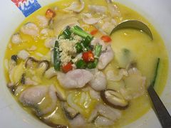 QQ酸汤鱼-蜜桃餐厅·江浙融合菜(荟聚购物中心店)