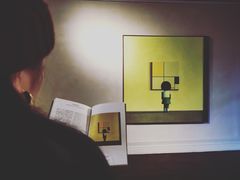 -Nathalie Djurberg与Hans Berg“牛皮纸包裹的月亮”-Prada荣宅当季展览