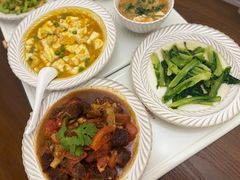-优护佳医护级月嫂(和睦家浦西店)