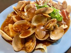 -东海岸人工湖美食村