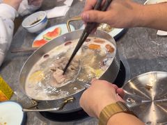 -罗二娘·鲜切牛自助火锅(罗湖东门步行街店)