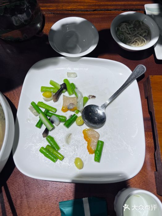 山外山·林语花园餐厅图片