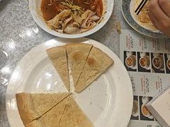 -汗腾格里·风味餐厅(新疆驻京办店)