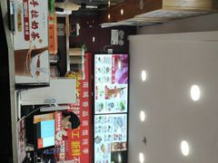 -南城香·饭香串香馄饨香(青年路店)