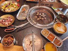 -韩烧牛中牛·甄选黑牛烤肉(黑金店)