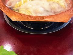 -立鑫火锅城(东港龙城三期优仕名苑店)