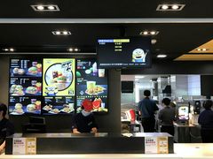 -麦当劳(伟城广场店)