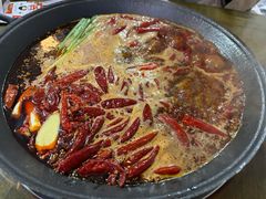 -黄潇洒老火锅(九眼桥宏济巷店)