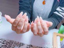-星辰·新中式美甲美睫工作室
