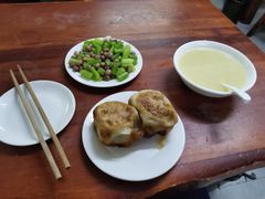 -宝瑞门钉肉饼店