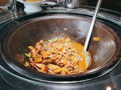 -挂旗柴锅鸡(蚌山区嘉年华店)