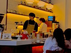 -Café Monson