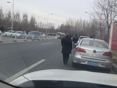 -白塔河路(地铁站)