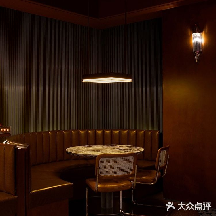 复古与时尚的融合丨人民咖啡馆