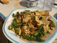 -妈妈家铁锅炖(景诚园综合楼店)