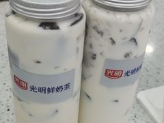-光明新鲜屋·鲜乳茶(乾坤店)