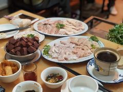 猪天梯-华哥新鲜猪精品美食