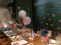 -Mark&Mars Restaurant