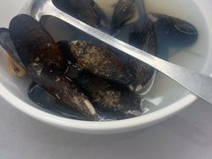 -新丁香海鲜酒店(银海商贸城店)