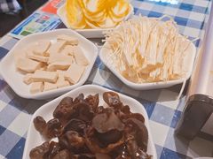 -雪熊哈尔滨烧烤·精酿啤酒·砂锅(中央胜境店)