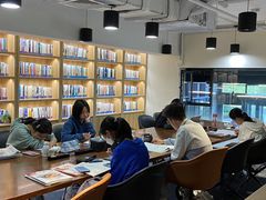 -五峰书院(南洋泾路店)