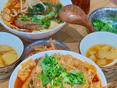 凤爪鸭掌-螺小胖柳州螺蛳粉(钟楼总店)