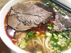 拉面-陇上全荟兰州传统牛肉面(延吉路店)