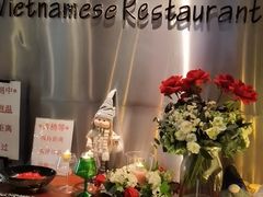 -大头虾越式风味餐厅(光明广场店)
