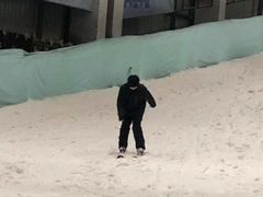 -乔波室内滑雪场