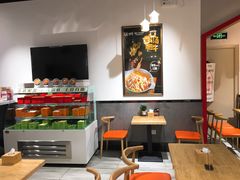 -极有家小鱼小鸡石锅煲(佳兆业店)