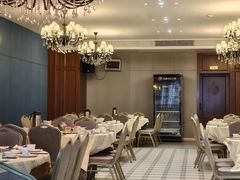 -鹏城人家海鲜酒家·23年老字号(较场尾店)