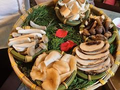 -慢丽江·云南野生菌土鸡锅(付家庄店)