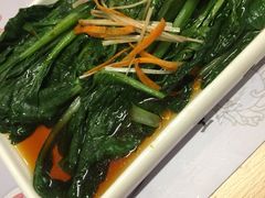 -关东小磨东北菜(上海长风大悦城店)