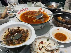 -湘当有饭剁椒鱼头(世茂广场店)