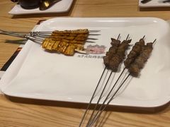 -三个大叔烤羊肉串·歌手驻唱·碳烤鲜肉(西三旗店)