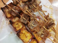 烤五花肉-蚝哥花姐湛江烤生蚝(美丽湾市场店)
