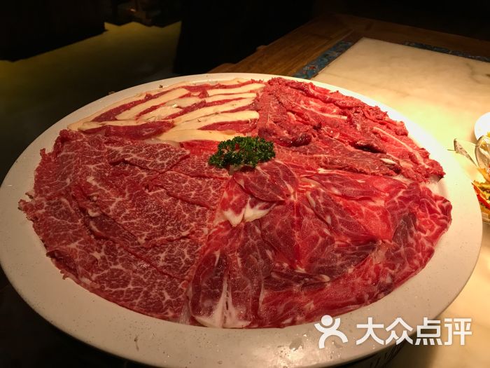 3顶级牛肉拼盘