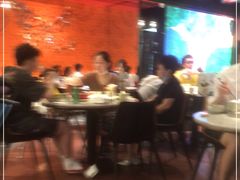 大堂-蝴蝶里·粤菜·点心(龙湖杭州金沙天街店)