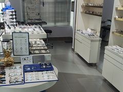 -视野联行眼镜•蔡司•依视路(温江店)