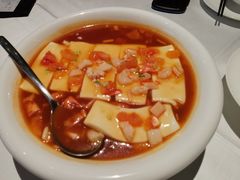 番茄海鲜煮山水豆腐-炳胜品味(海印总店)